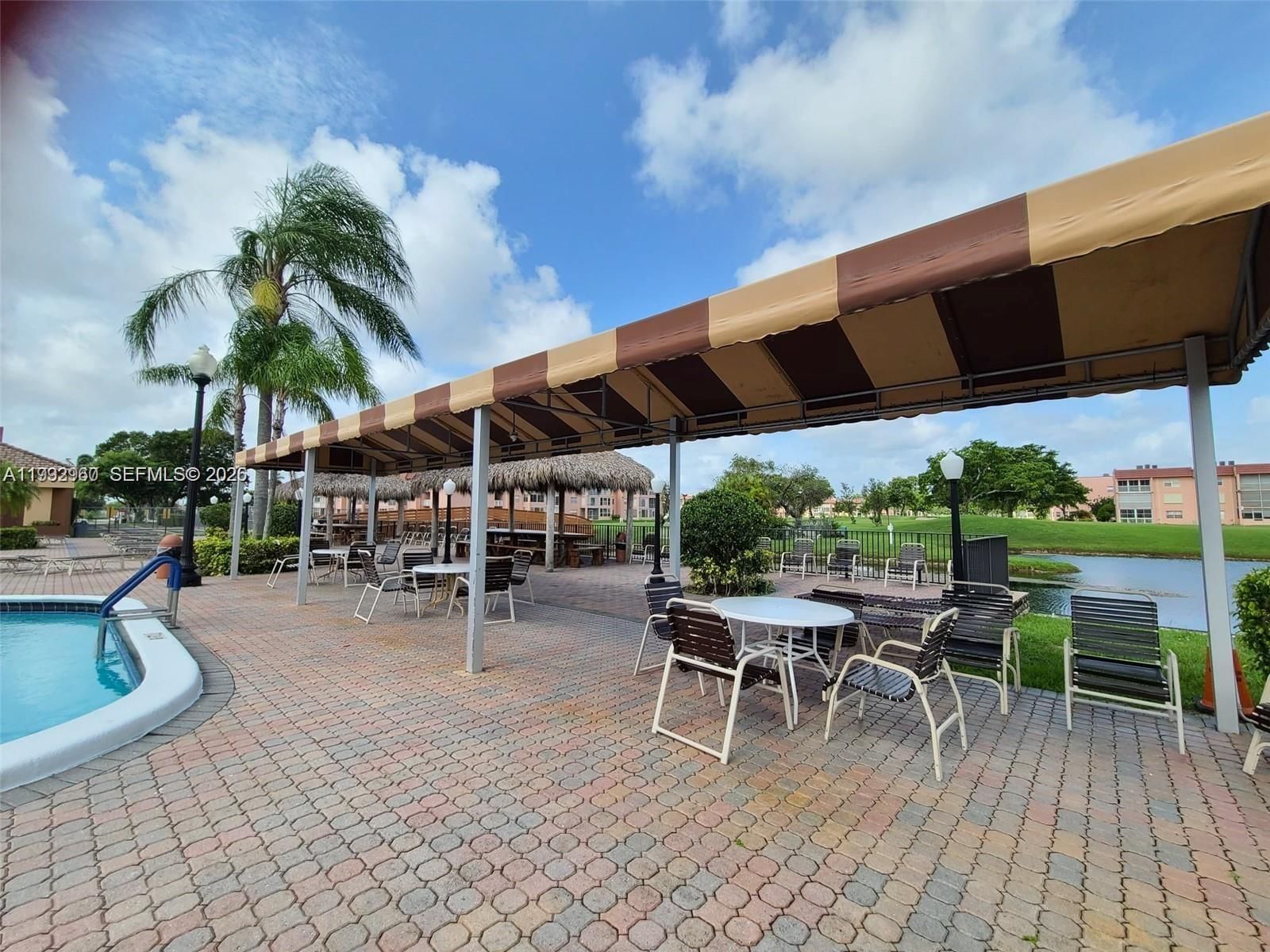 Real estate property located at 9580 Sunrise Lakes Blvd #205, Broward, Sunrise Lakes 145 Condo, Sunrise, FL