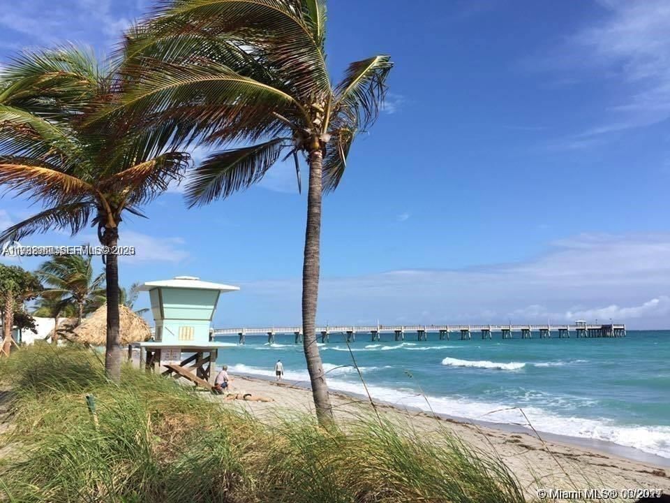 Real estate property located at 9580 Sunrise Lakes Blvd #205, Broward, Sunrise Lakes 145 Condo, Sunrise, FL