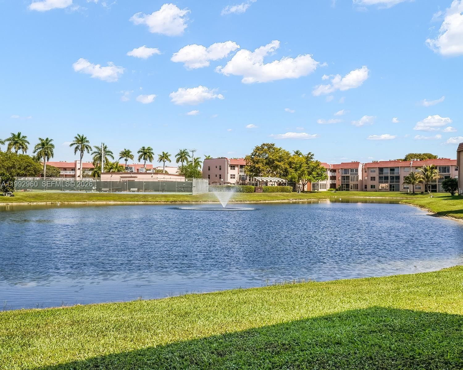 Real estate property located at 9580 Sunrise Lakes Blvd #205, Broward, Sunrise Lakes 145 Condo, Sunrise, FL