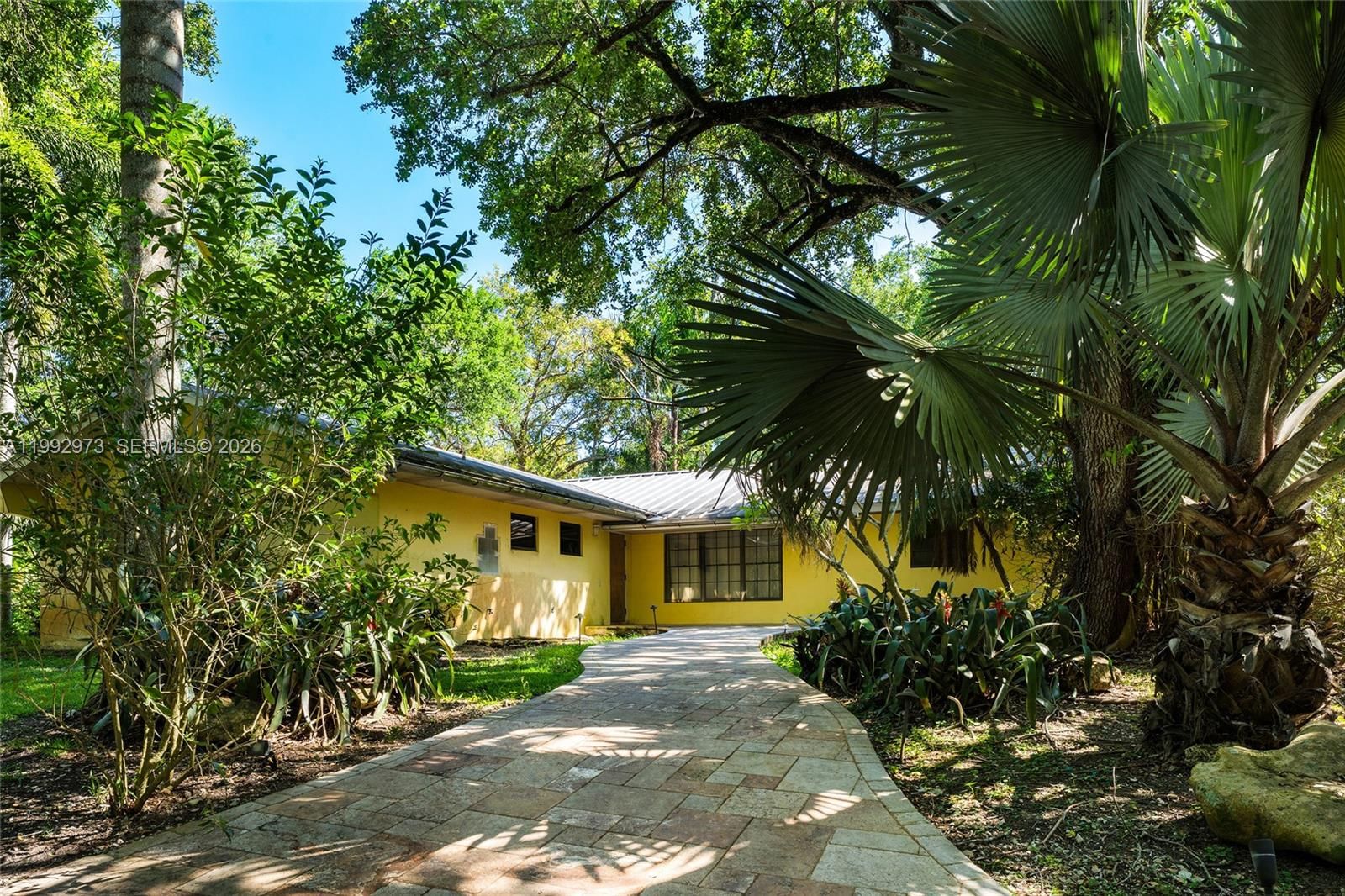 Real estate property located at 15000 200th St, Miami-dade, Breezy Oaks, Miami, FL