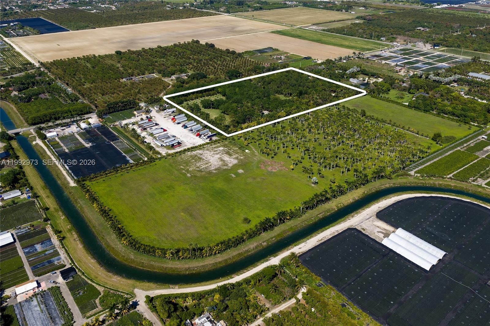 Real estate property located at 15000 200th St, Miami-dade, Breezy Oaks, Miami, FL