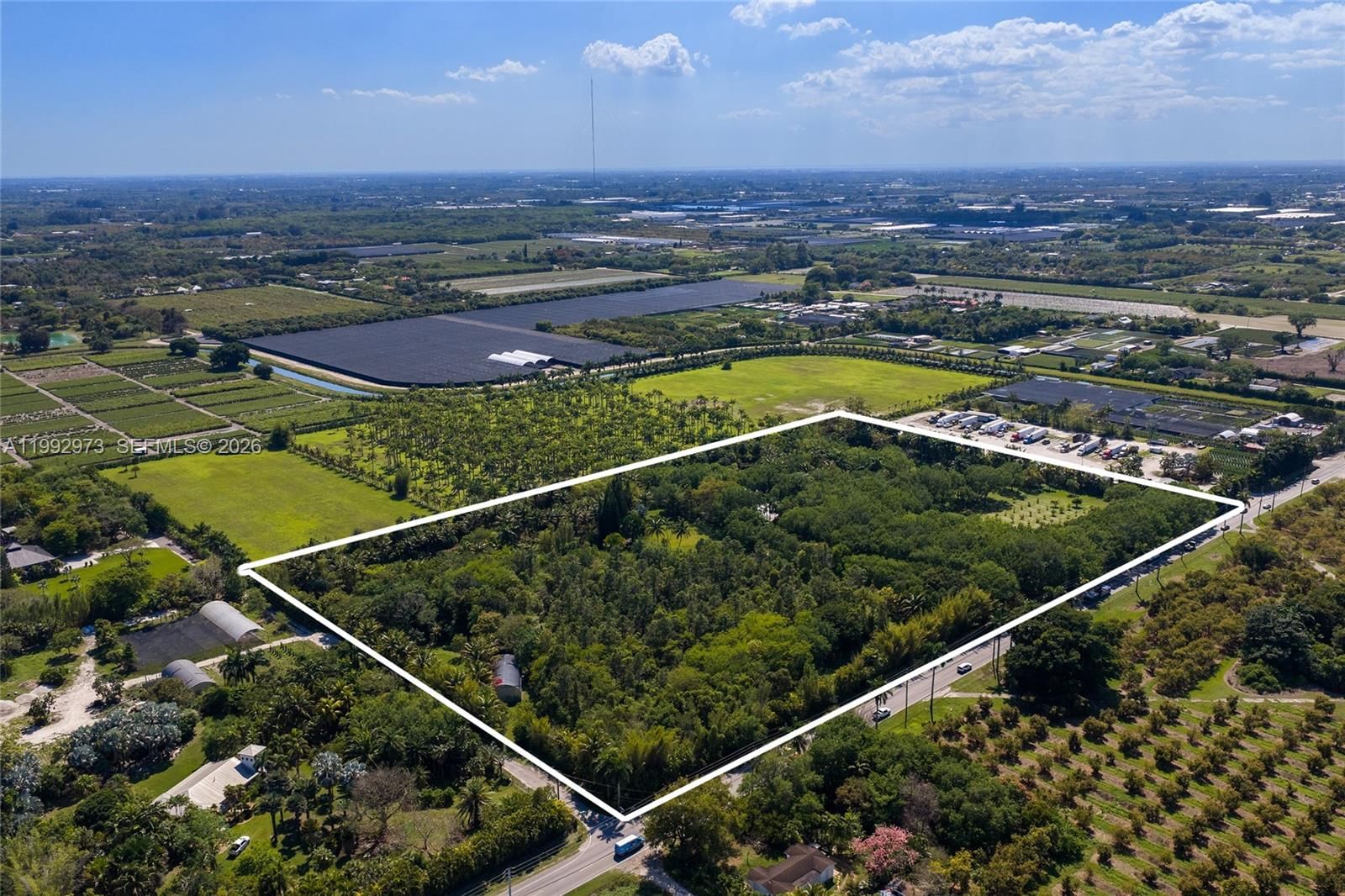 Real estate property located at 15000 200th St, Miami-dade, Breezy Oaks, Miami, FL