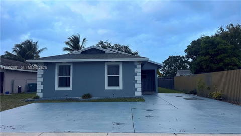 Real estate property located at 3211 191st St, Miami-dade, Golden Gardens Sec 8, Miami Gardens, FL