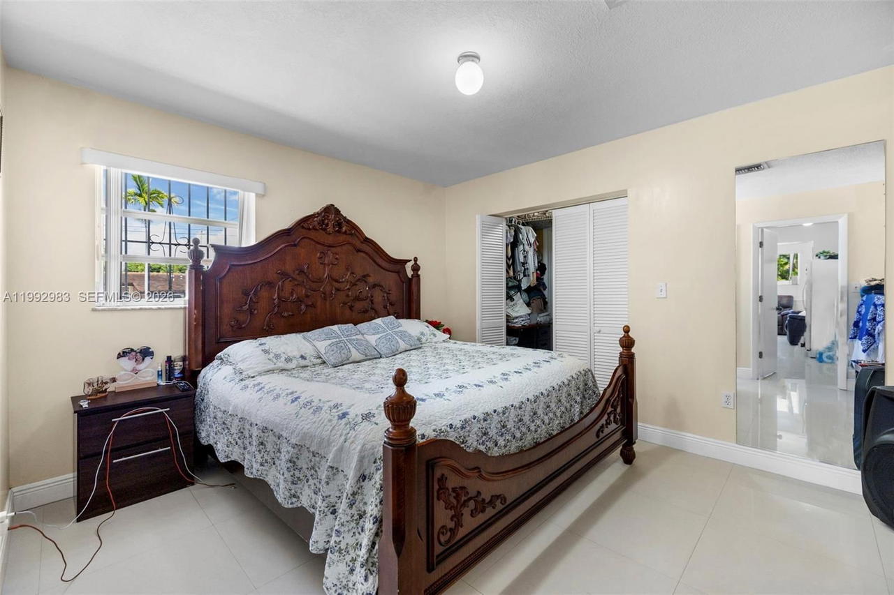 Real estate property located at 8631 16th Ter, Miami-dade, Westchester Part 3, Miami, FL