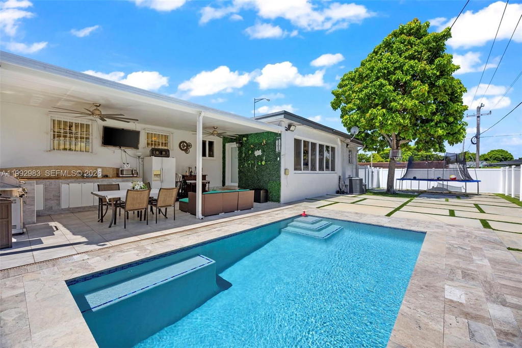 Real estate property located at 8631 16th Ter, Miami-dade, Westchester Part 3, Miami, FL