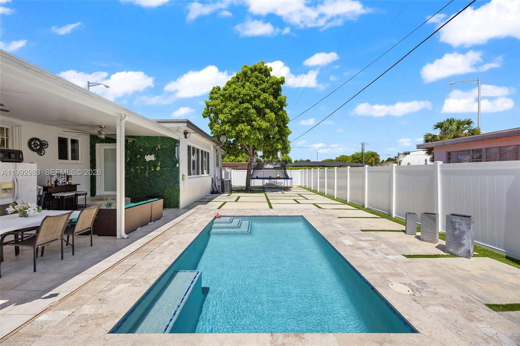 Real estate property located at 8631 16th Ter, Miami-dade, Westchester Part 3, Miami, FL