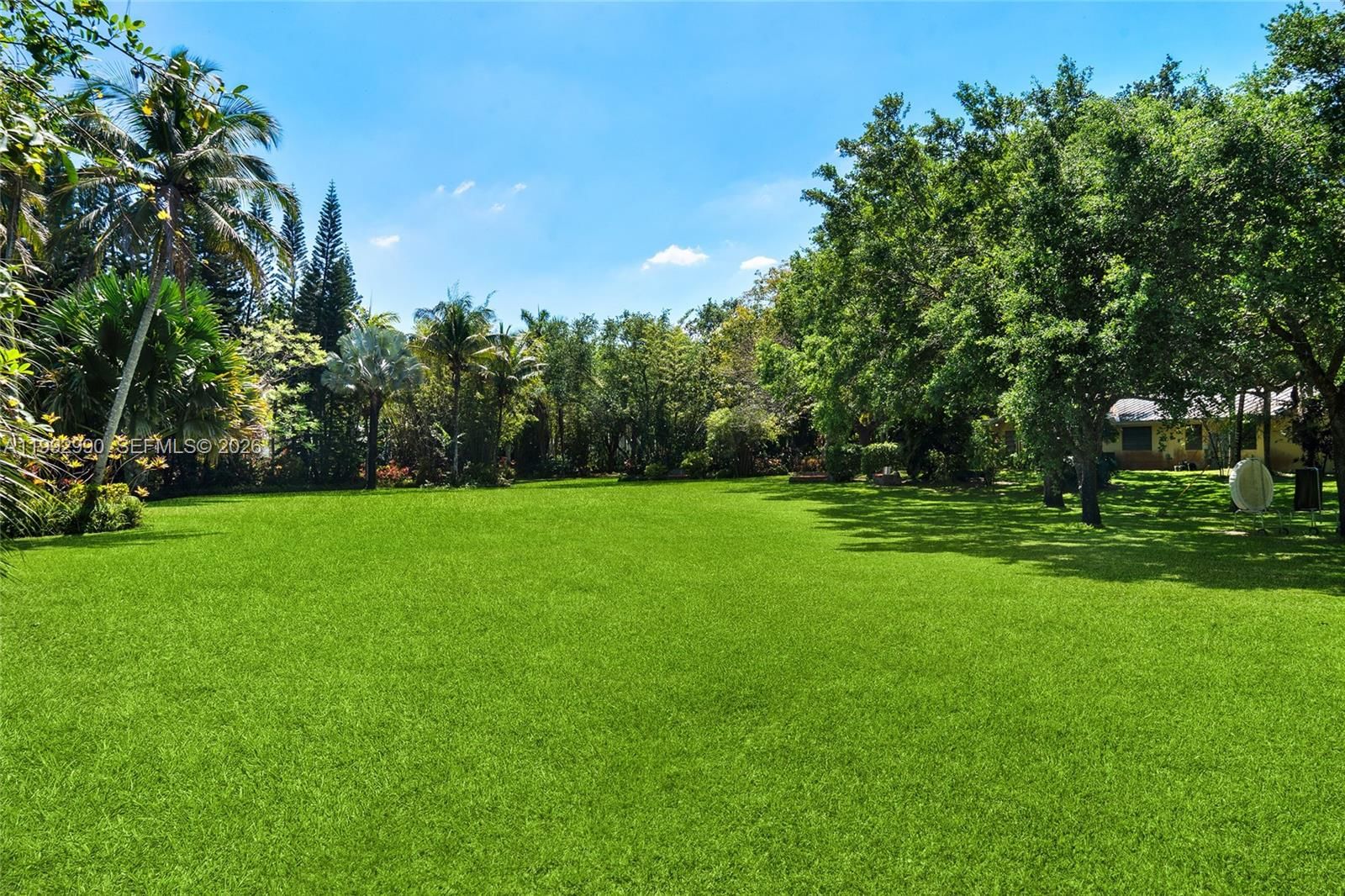 Real estate property located at 15000 200th St, Miami-dade, Breezy Oaks, Miami, FL