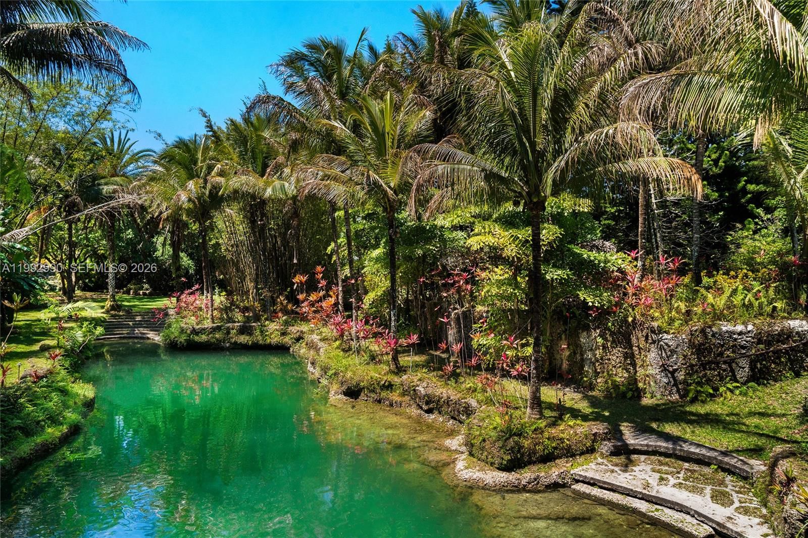 Real estate property located at 15000 200th St, Miami-dade, Breezy Oaks, Miami, FL