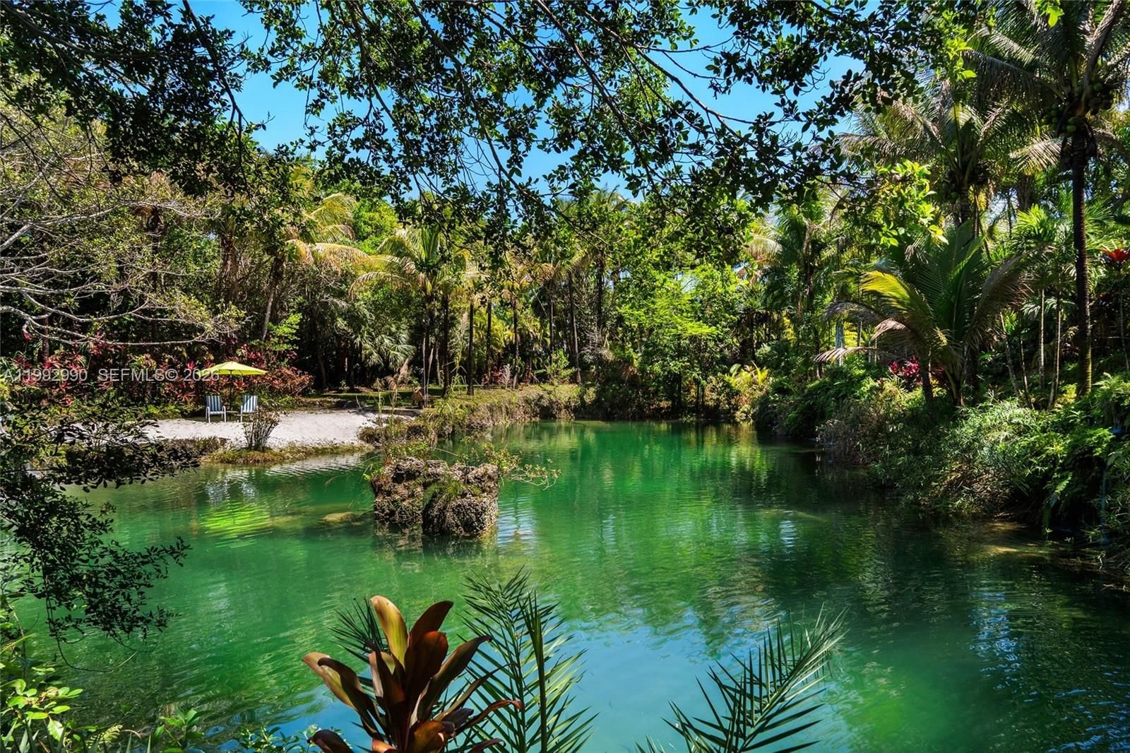 Real estate property located at 15000 200th St, Miami-dade, Breezy Oaks, Miami, FL