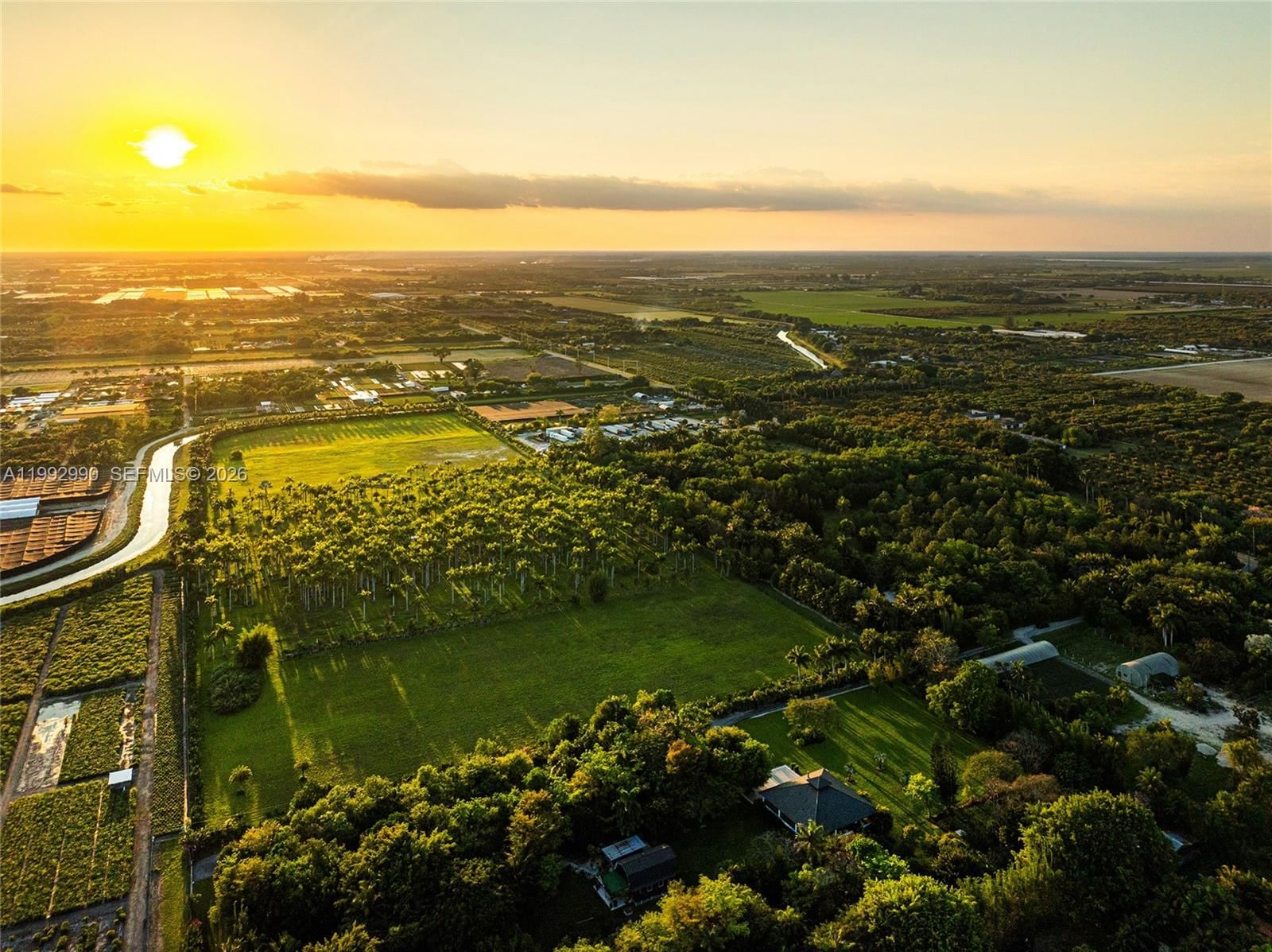 Real estate property located at 15000 200th St, Miami-dade, Breezy Oaks, Miami, FL