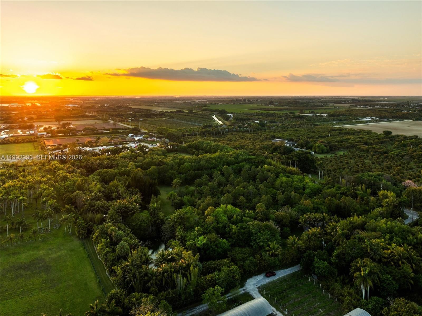 Real estate property located at 15000 200th St, Miami-dade, Breezy Oaks, Miami, FL