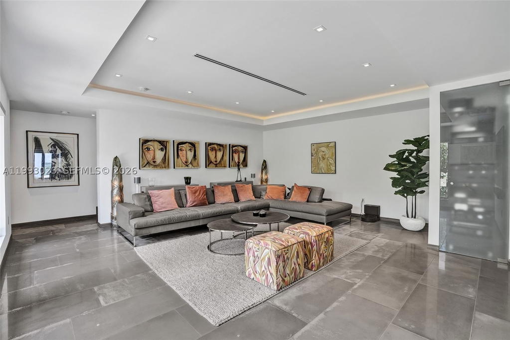 Real estate property located at 9301 Bayshore Dr, Miami-dade, Bay Lure, Miami Shores, FL