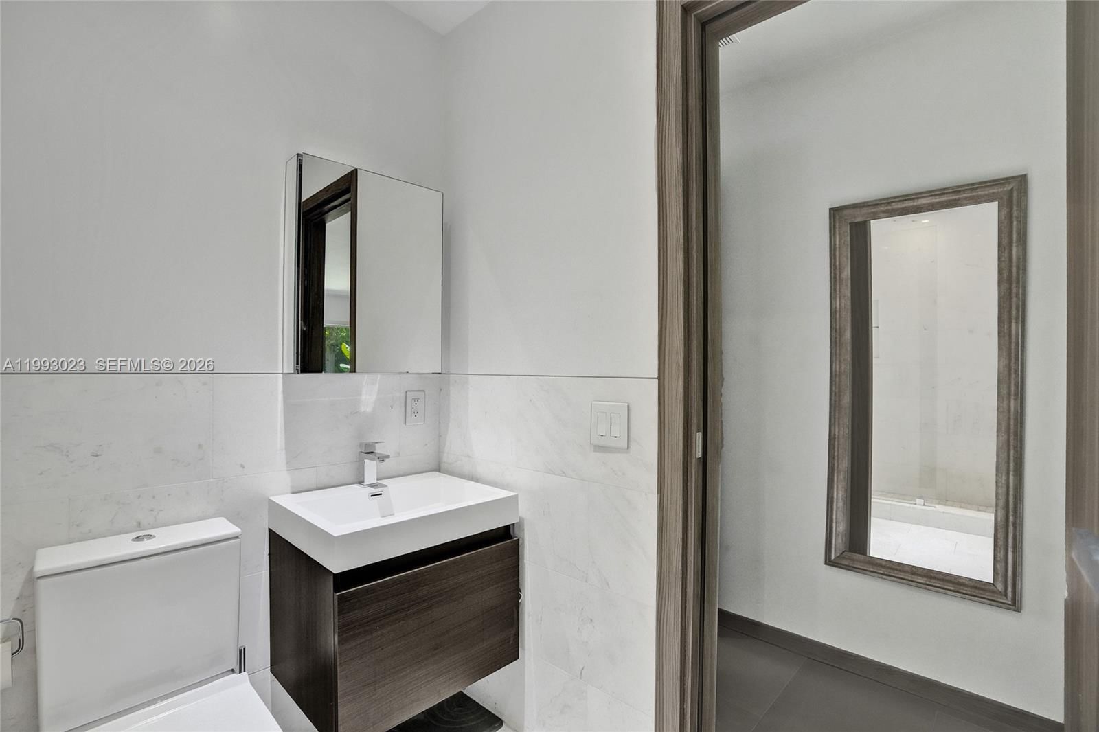 Real estate property located at 9301 Bayshore Dr, Miami-dade, Bay Lure, Miami Shores, FL