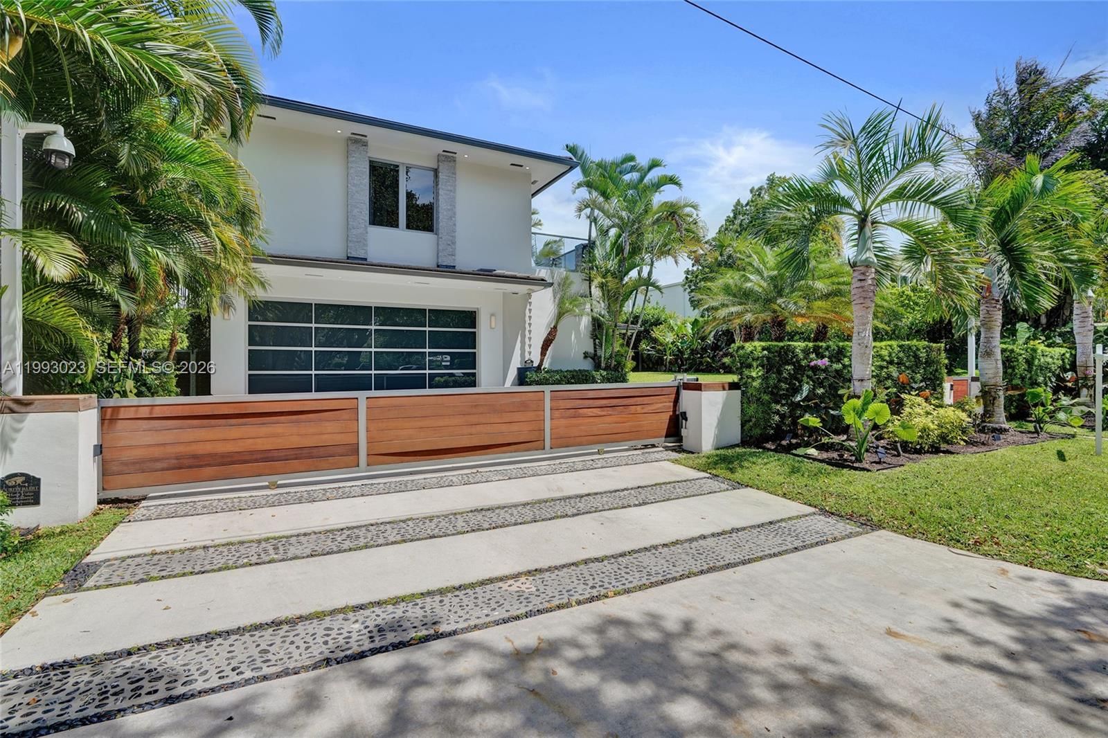 Real estate property located at 9301 Bayshore Dr, Miami-dade, Bay Lure, Miami Shores, FL