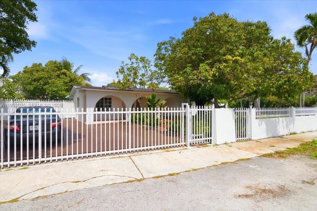 Real estate property located at 1271 83rd St, Miami-dade, Palm Lakes Sec 2, Hialeah, FL