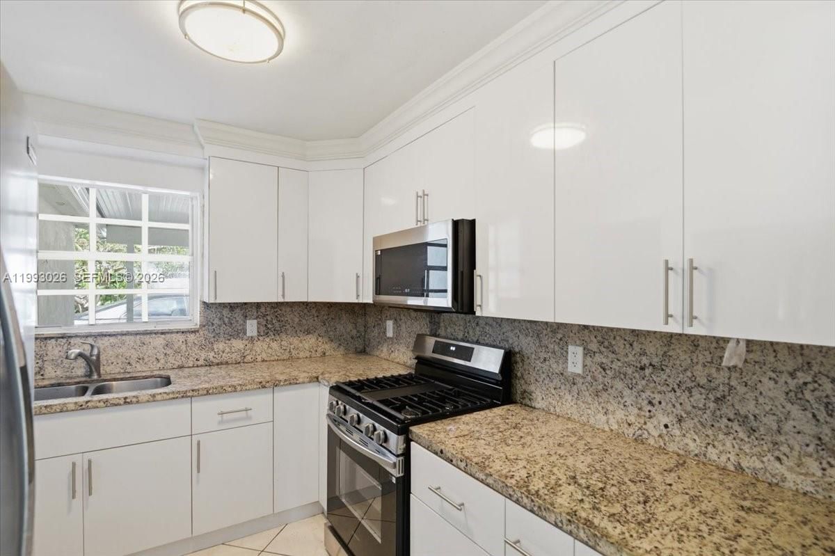 Real estate property located at 1271 83rd St, Miami-dade, Palm Lakes Sec 2, Hialeah, FL