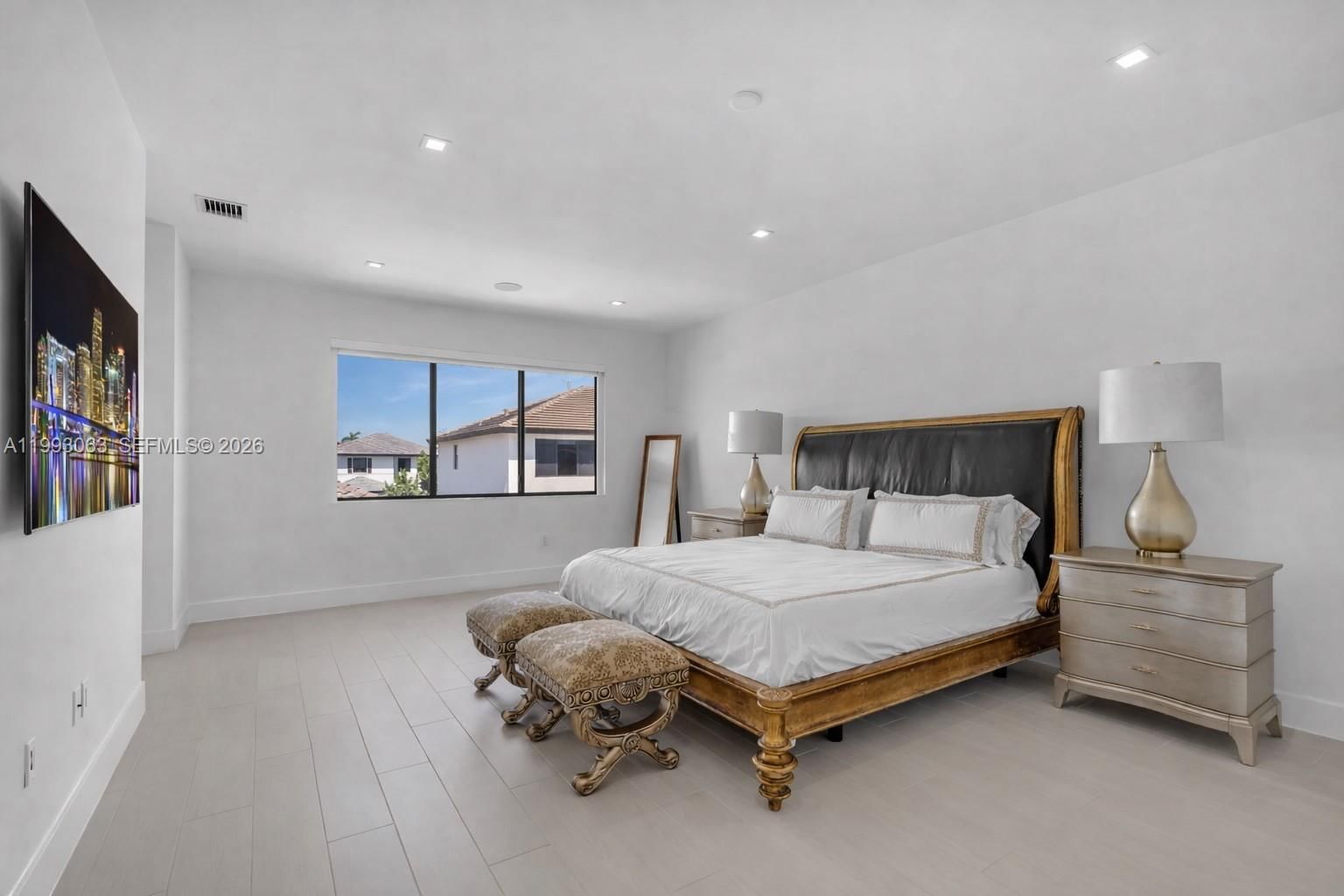 Real estate property located at 8019 46th Ter, Miami-dade, Canarias East, Doral, FL