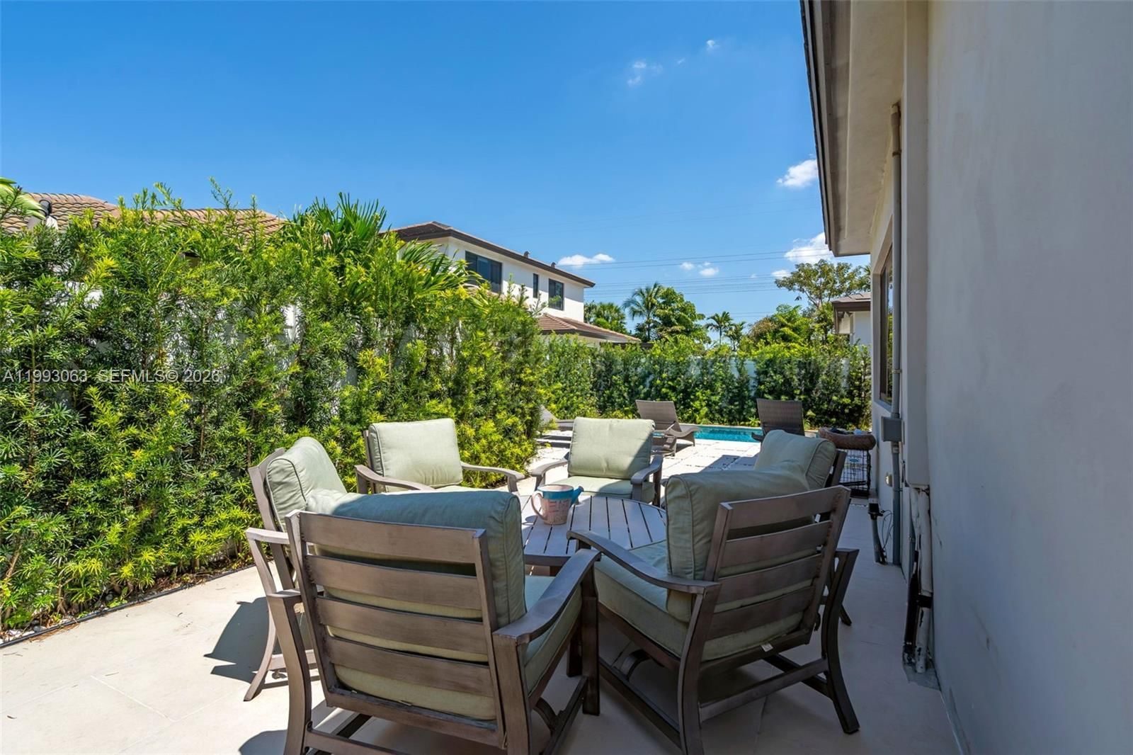 Real estate property located at 8019 46th Ter, Miami-dade, Canarias East, Doral, FL