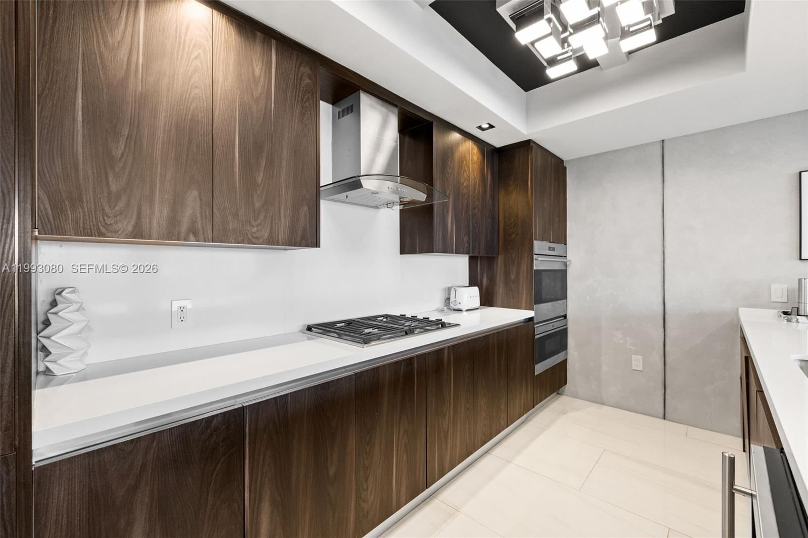 Real estate property located at 1180 Federal Hwy #1102, Broward, Riva Condominium, Fort Lauderdale, FL