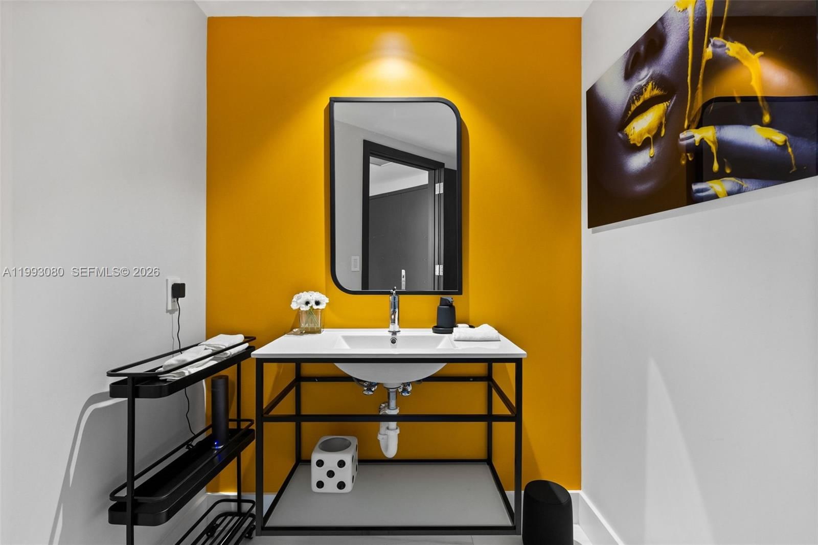 Real estate property located at 1180 Federal Hwy #1102, Broward, Riva Condominium, Fort Lauderdale, FL