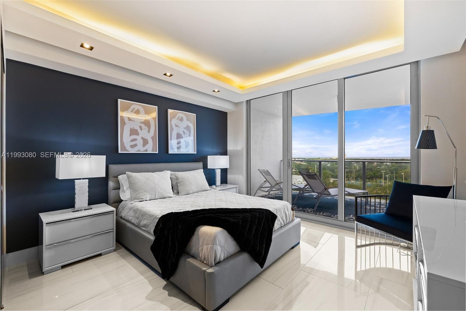 Real estate property located at 1180 Federal Hwy #1102, Broward, Riva Condominium, Fort Lauderdale, FL