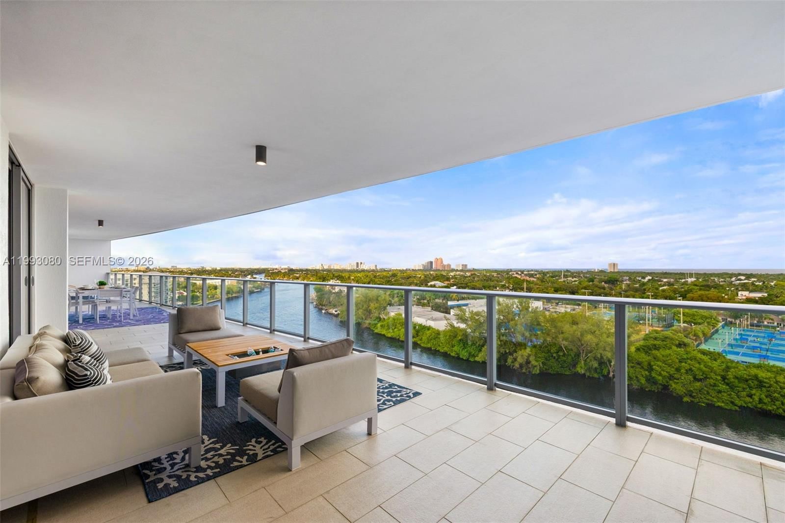 Real estate property located at 1180 Federal Hwy #1102, Broward, Riva Condominium, Fort Lauderdale, FL