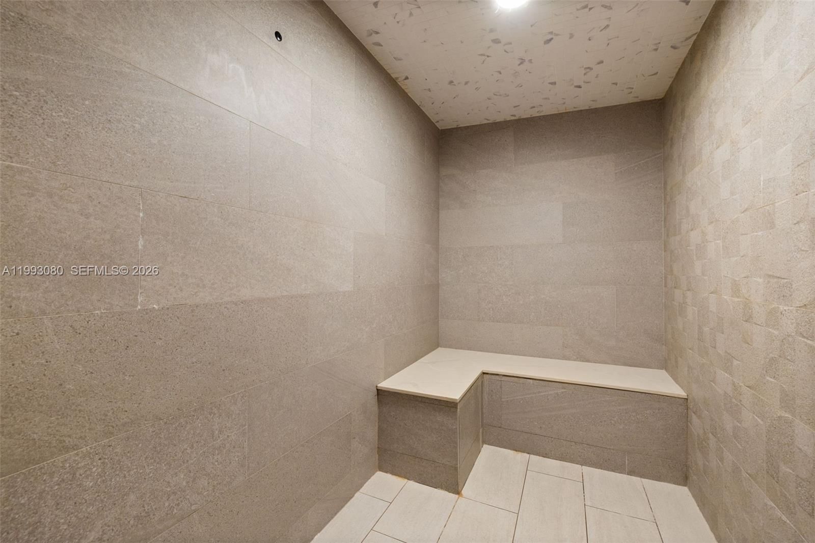 Real estate property located at 1180 Federal Hwy #1102, Broward, Riva Condominium, Fort Lauderdale, FL