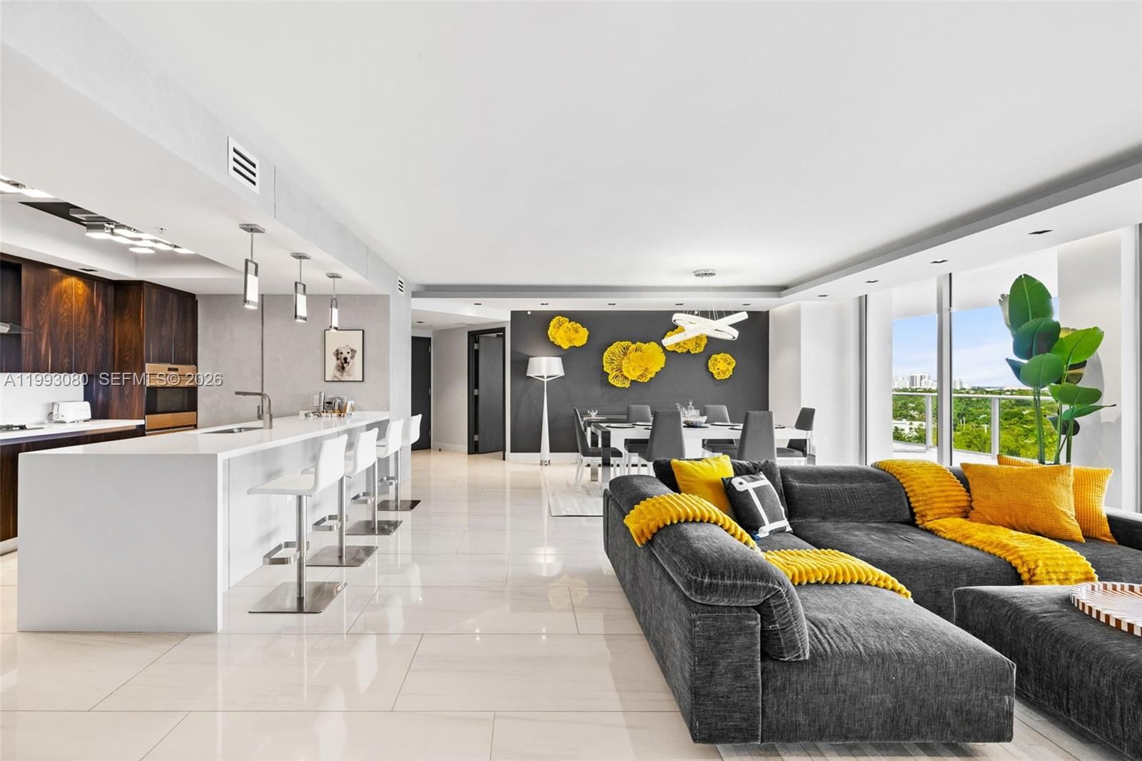 Real estate property located at 1180 Federal Hwy #1102, Broward, Riva Condominium, Fort Lauderdale, FL