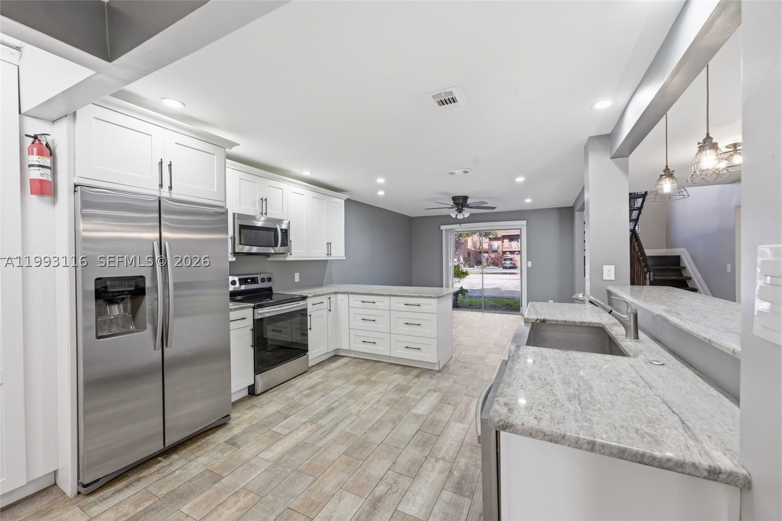 Real estate property located at 6192 Laurel Ln B, Broward, Banyan Lakes, Tamarac, FL