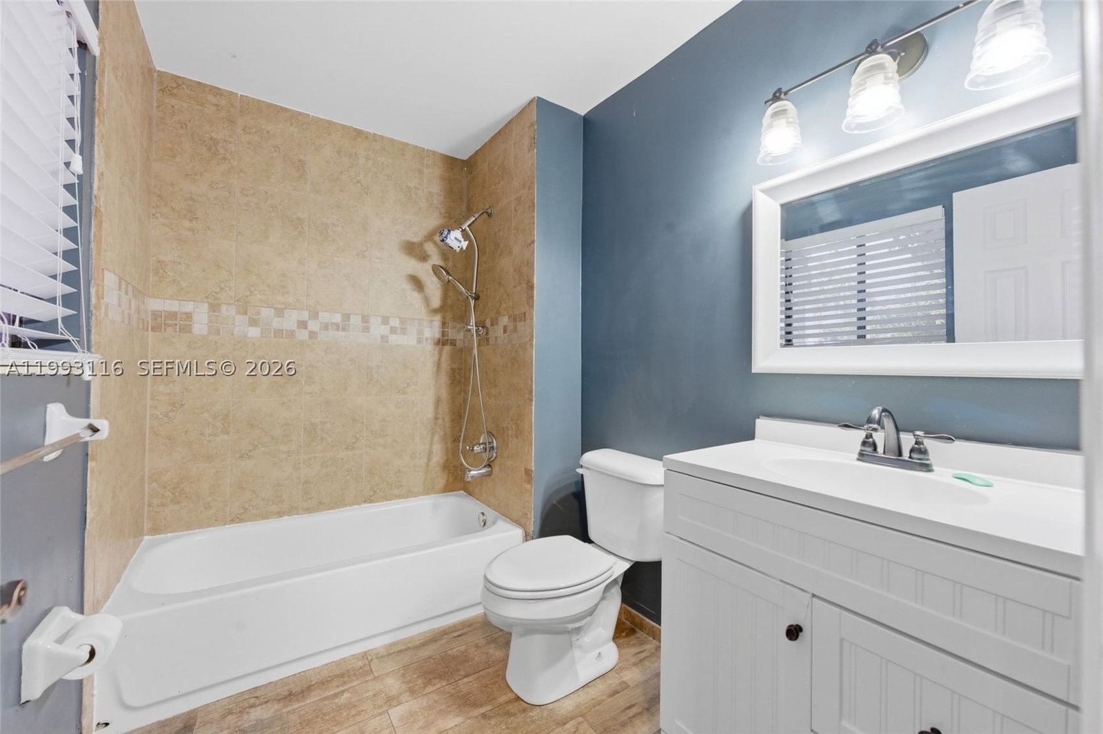 Real estate property located at 6192 Laurel Ln B, Broward, Banyan Lakes, Tamarac, FL