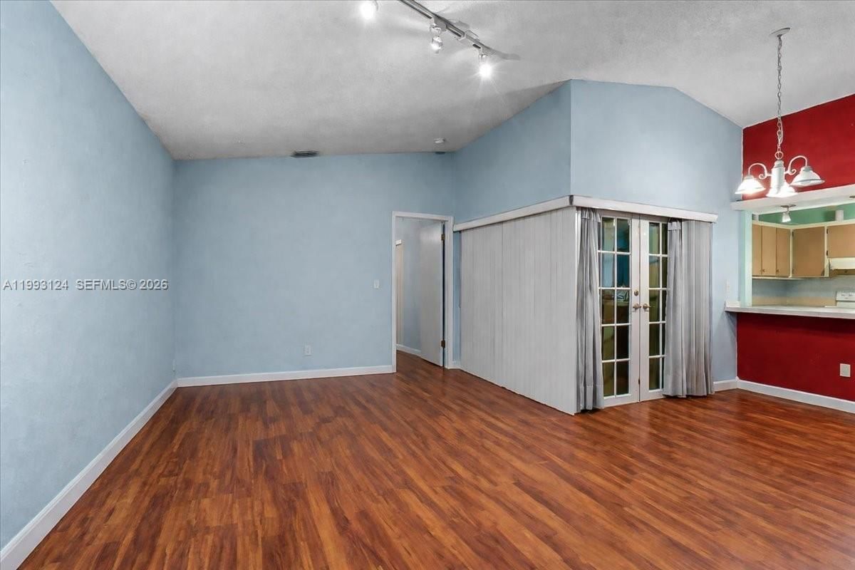 Real estate property located at 19301 123rd Ave, Miami-dade, Estancia Sec 2, Miami, FL