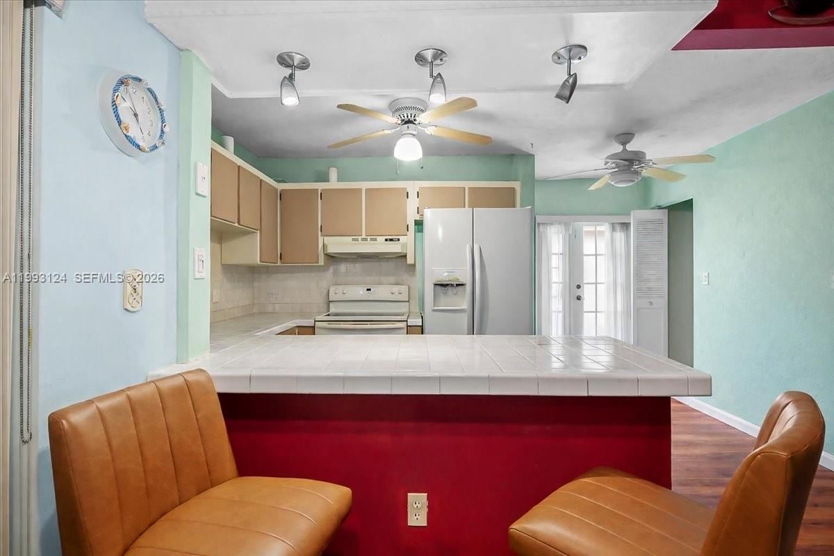 Real estate property located at 19301 123rd Ave, Miami-dade, Estancia Sec 2, Miami, FL