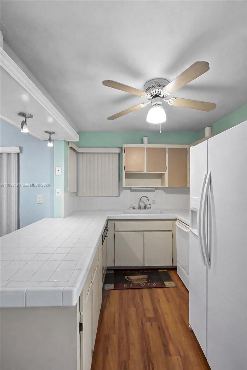 Real estate property located at 19301 123rd Ave, Miami-dade, Estancia Sec 2, Miami, FL