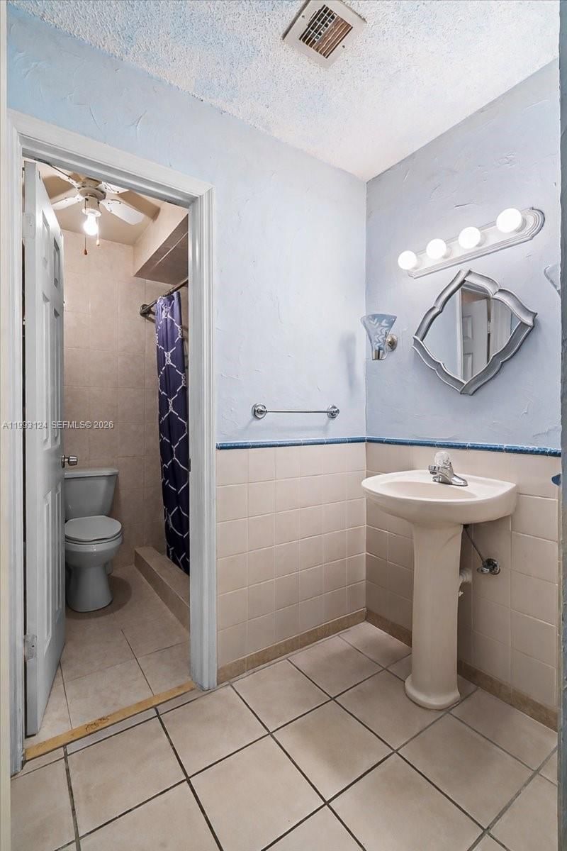 Real estate property located at 19301 123rd Ave, Miami-dade, Estancia Sec 2, Miami, FL