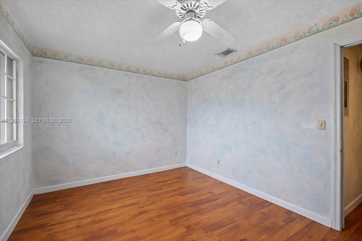 Real estate property located at 19301 123rd Ave, Miami-dade, Estancia Sec 2, Miami, FL