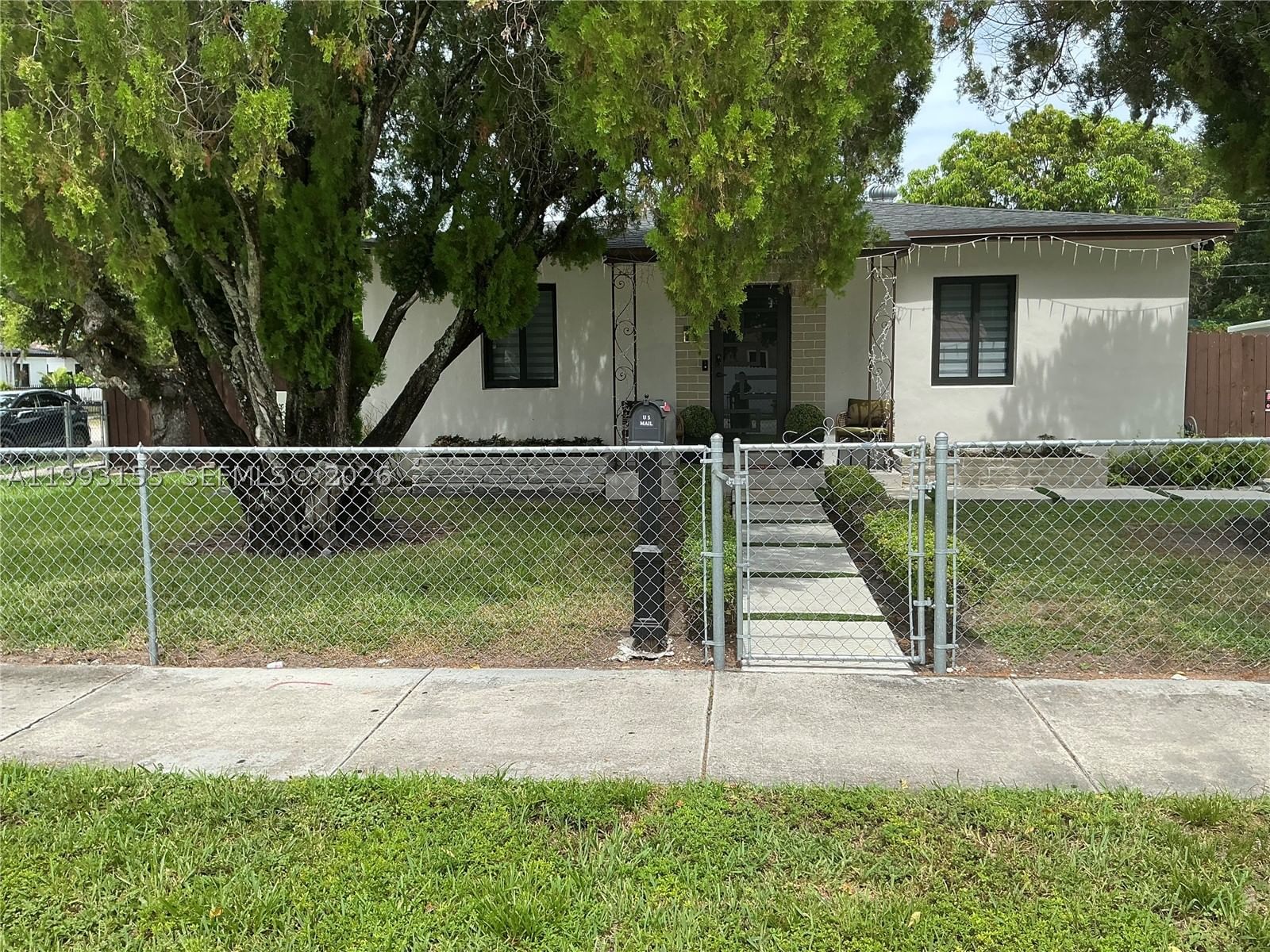 Real estate property located at 201 62nd Ave, Miami-dade, Josena Sub, Miami, FL