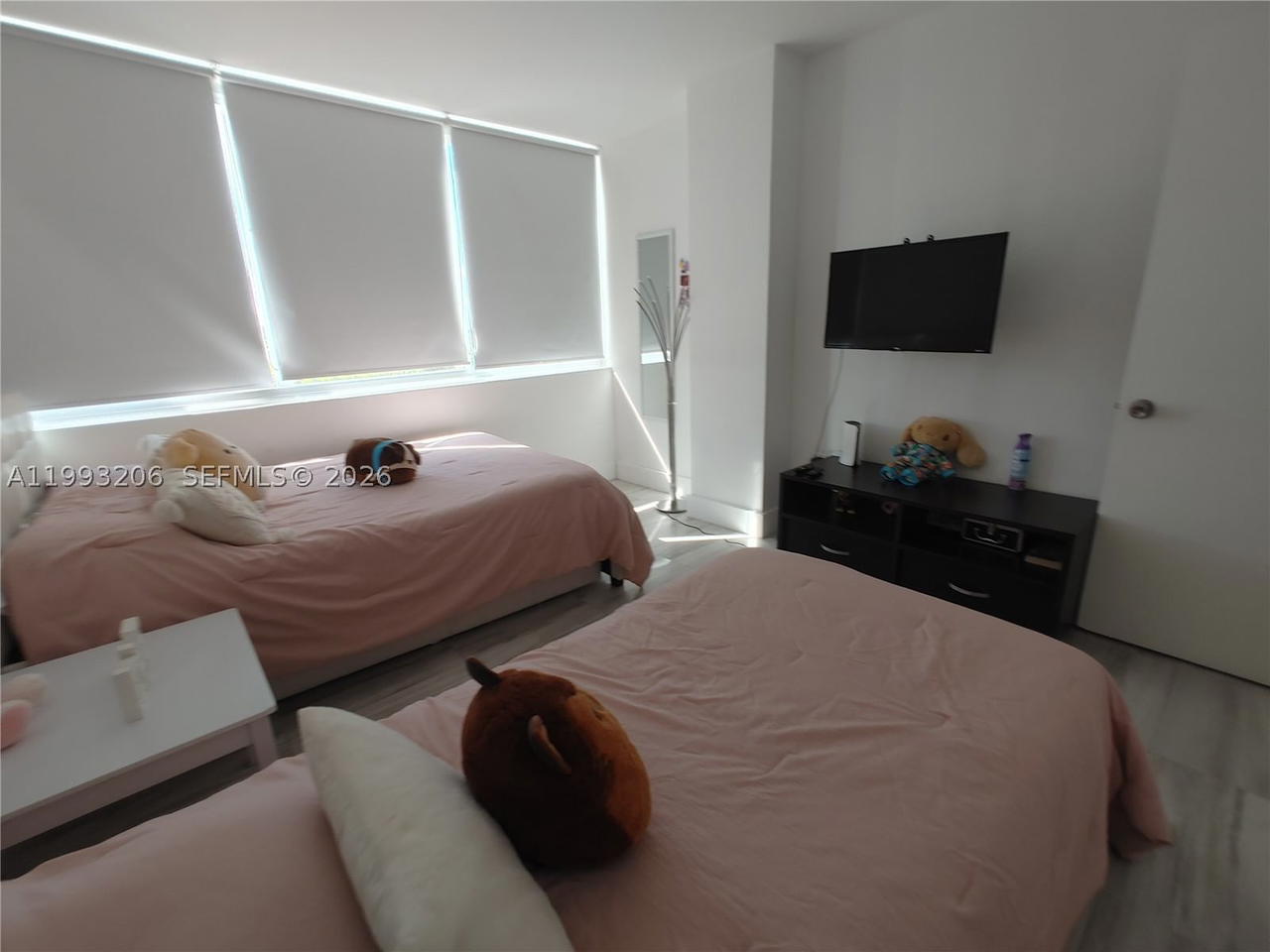 Real estate property located at 7135 Collins Ave #525, Miami-dade, Burleigh House Condo, Miami Beach, FL