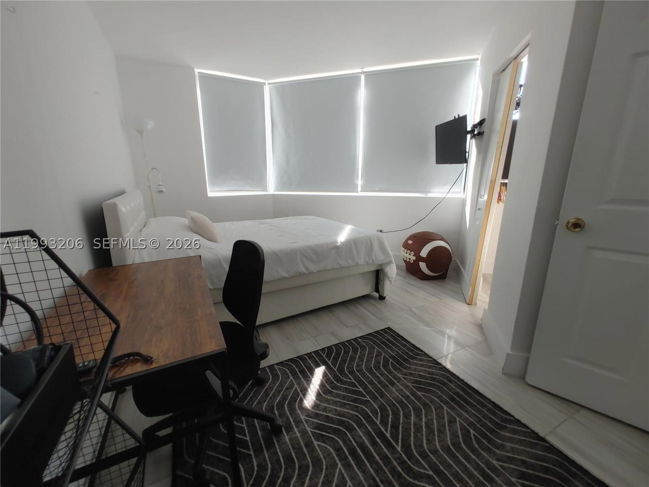 Real estate property located at 7135 Collins Ave #525, Miami-dade, Burleigh House Condo, Miami Beach, FL