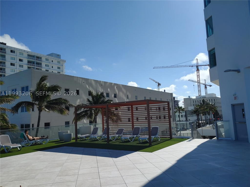 Real estate property located at 7135 Collins Ave #525, Miami-dade, Burleigh House Condo, Miami Beach, FL