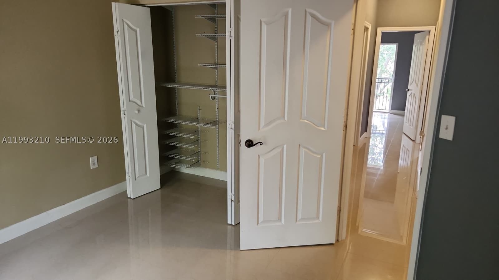 Real estate property located at 22959 112th Pl, Miami-dade, Silver Palm Homes, Miami, FL