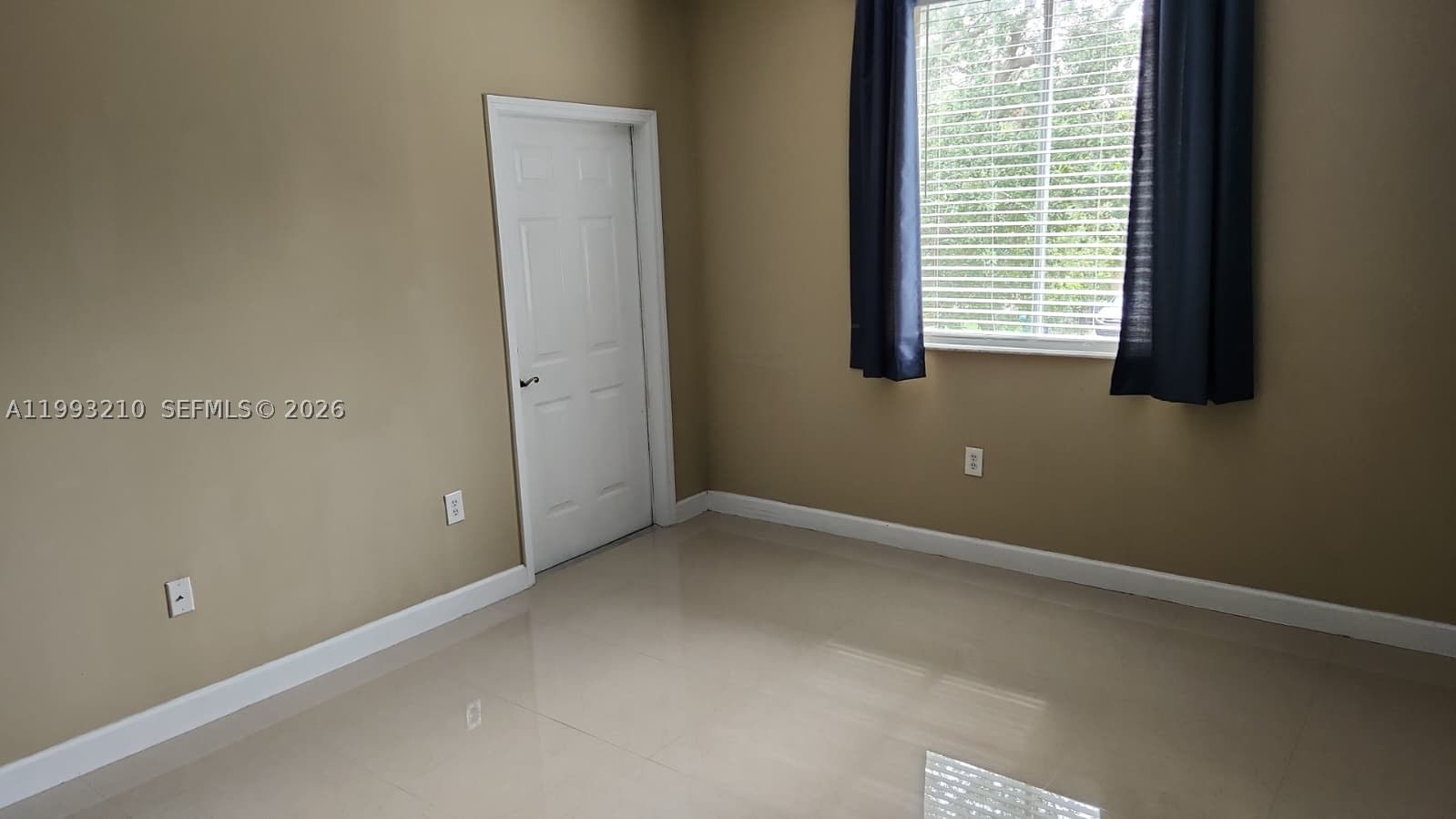 Real estate property located at 22959 112th Pl, Miami-dade, Silver Palm Homes, Miami, FL