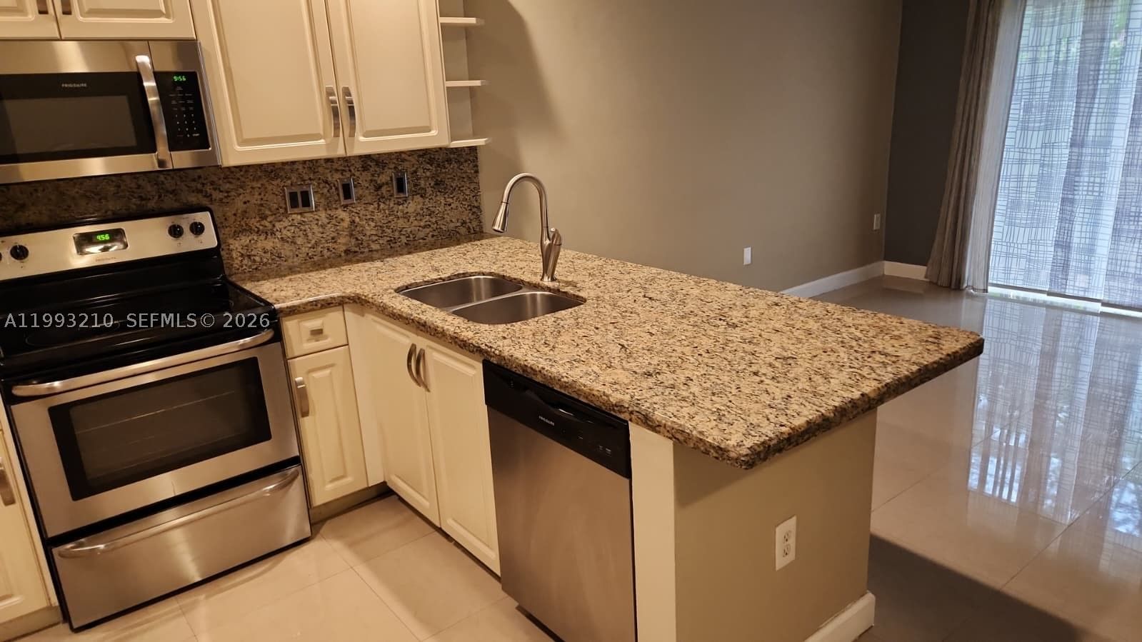 Real estate property located at 22959 112th Pl, Miami-dade, Silver Palm Homes, Miami, FL