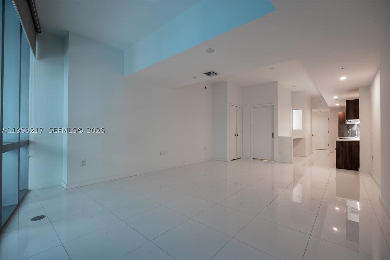 Real estate property located at 851 1st Ave #205, Miami-dade, Paramount Miami Worldcent, Miami, FL