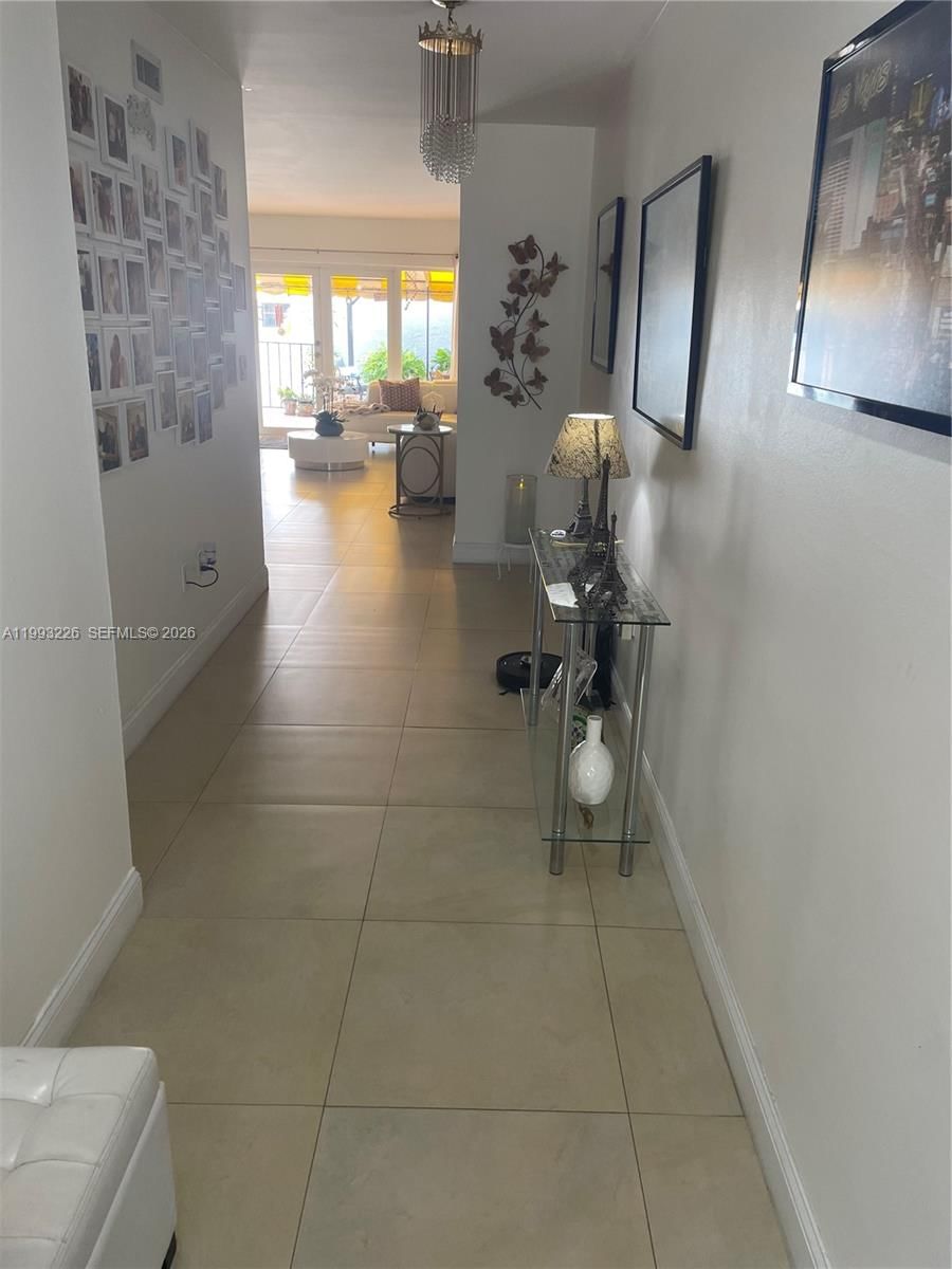 Real estate property located at 6386 Milk Wagon Ln, Miami-dade, Miami Lakes Windmill Gate, Miami Lakes, FL