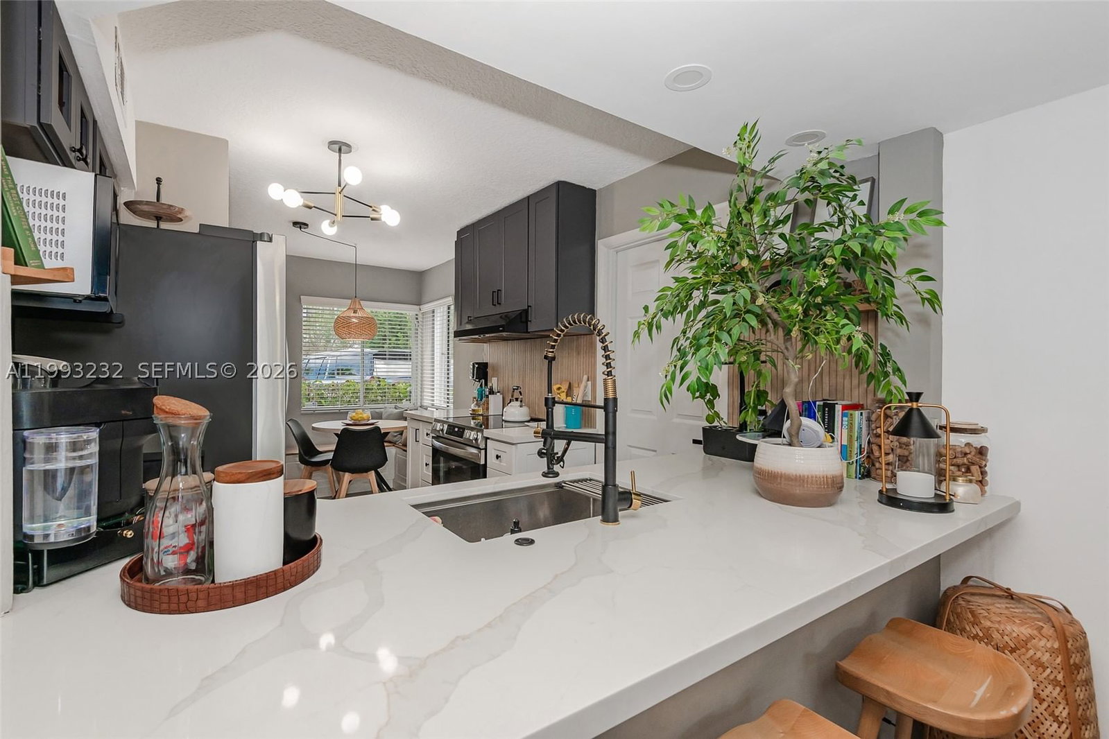 Real estate property located at 1054 6th Ct, Broward, U S Lend Lease Plat No On, Dania Beach, FL