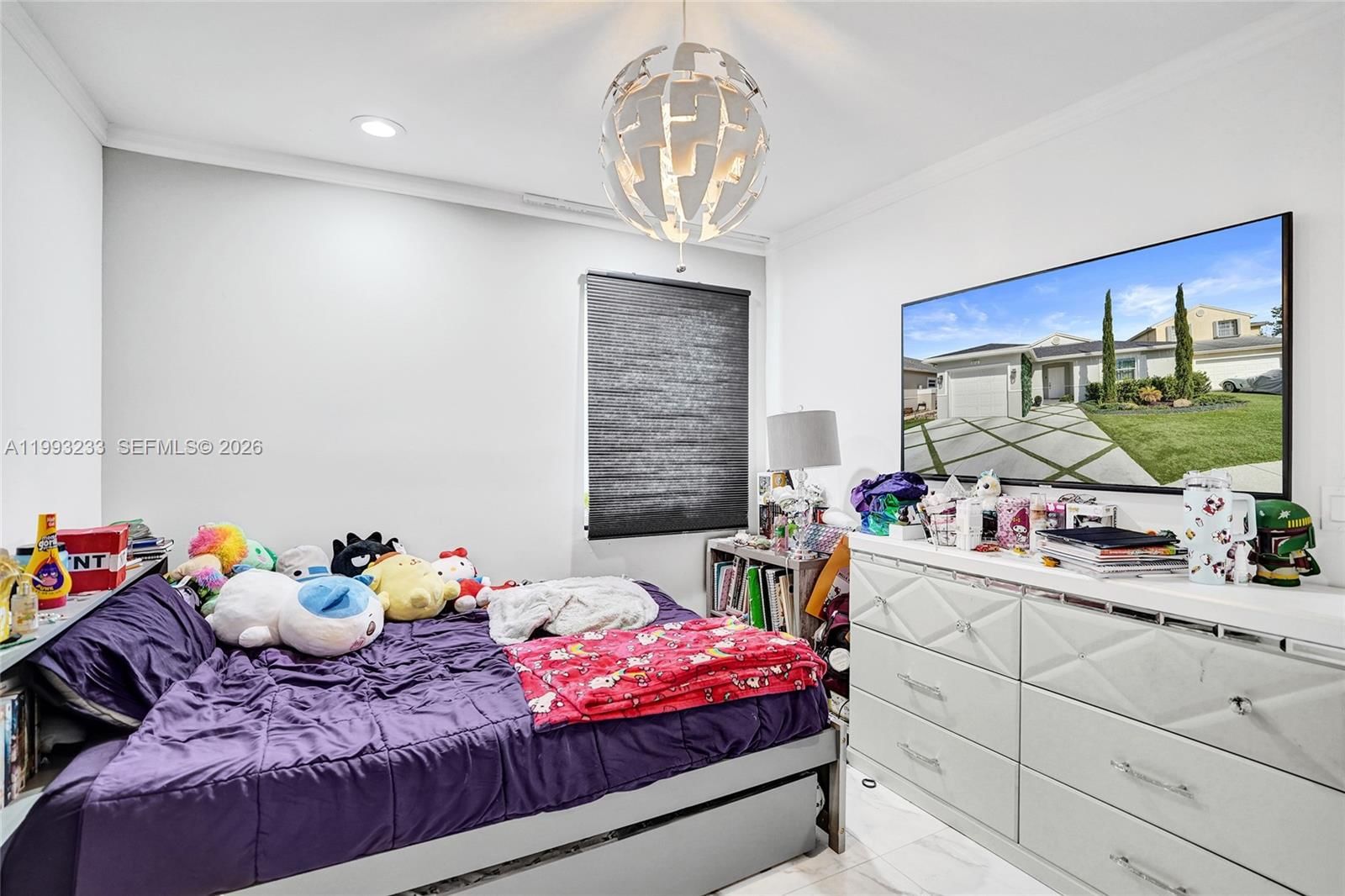 Real estate property located at 372 Riverbend Dr, Broward, New River Estates Section, Sunrise, FL