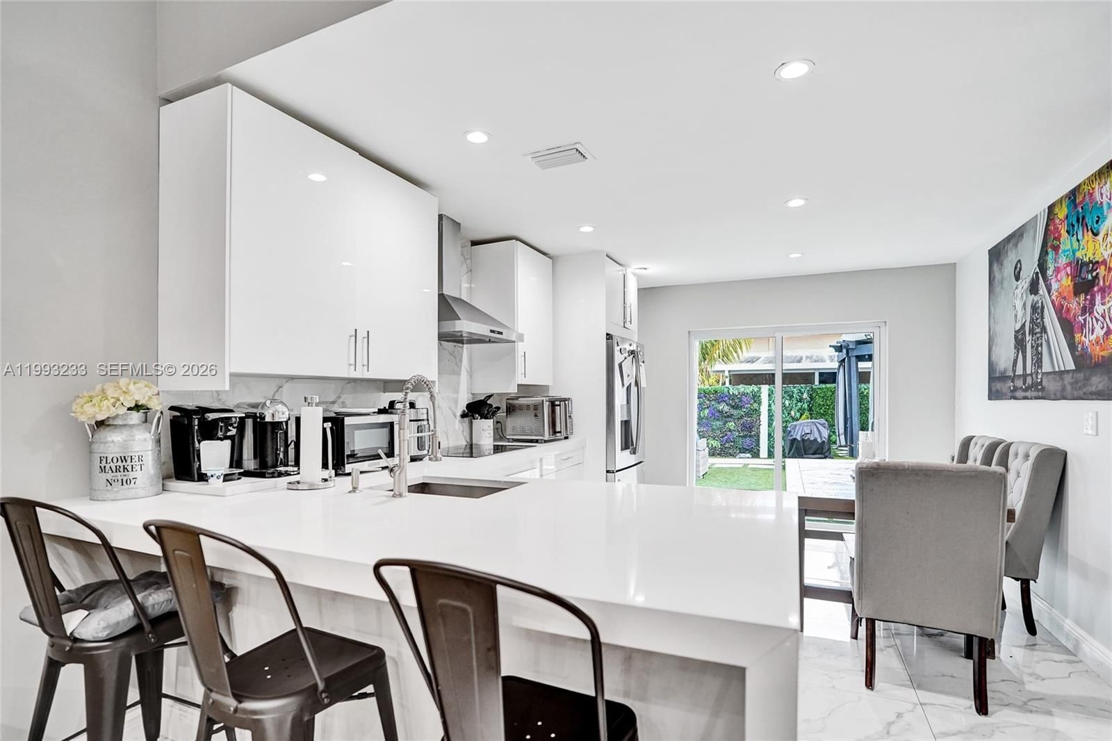 Real estate property located at 372 Riverbend Dr, Broward, New River Estates Section, Sunrise, FL