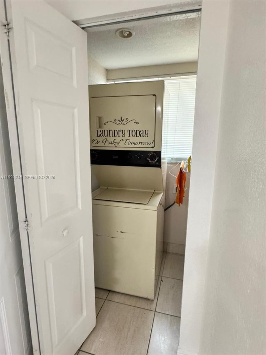 Real estate property located at 1910 17th Ave #4, Miami-dade, La Arboleda Condo, Miami, FL
