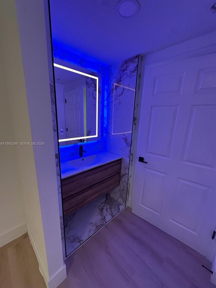 Real estate property located at 4242 2nd St #1116, Miami-dade, Keystone Park Condo, Miami, FL