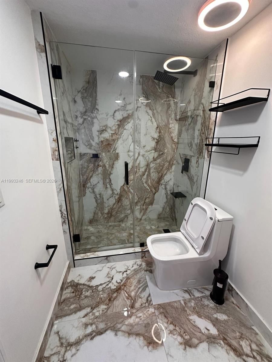 Real estate property located at 4242 2nd St #1116, Miami-dade, Keystone Park Condo, Miami, FL